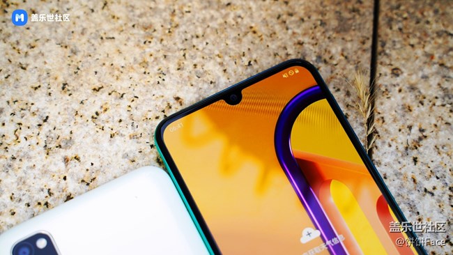 “續(xù)航怪物” 三星Galaxy M30s美圖賞