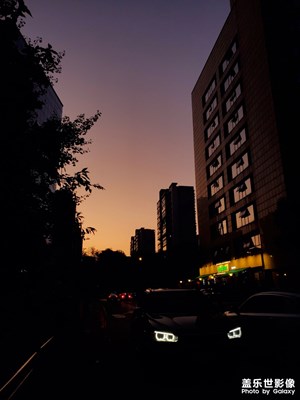 【晚霞伴歸途】+下班途中