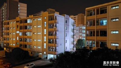 深秋夜色