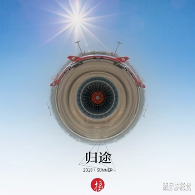 大量照片，也紀念退役的那些三星手機。
