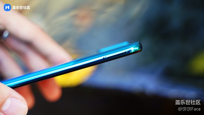 秋日的青春時尚 三星Galaxy A50s美圖賞