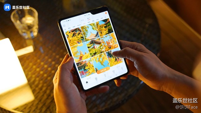 開合之間兩個(gè)世界 Samsung Galaxy Fold美圖賞