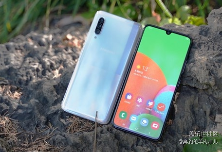 怎么看A90 5G的背部設(shè)計？