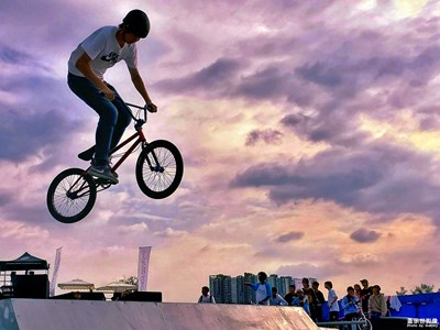 空中舞蹈——極限運動抓拍