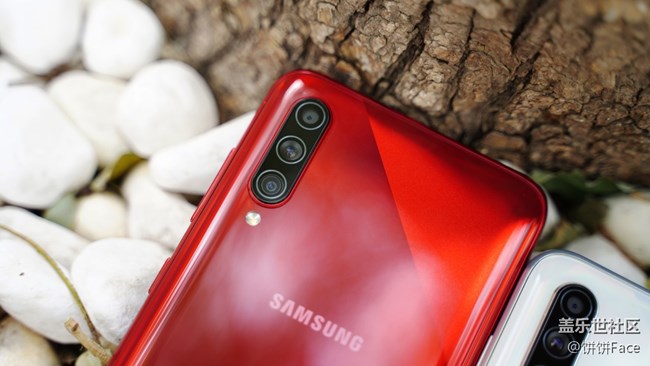 6400萬超廣角三攝 三星 Galaxy A70s美圖賞