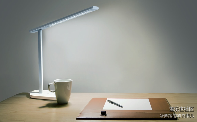 一臺有靈魂聽得懂你說話的智能臺燈體驗