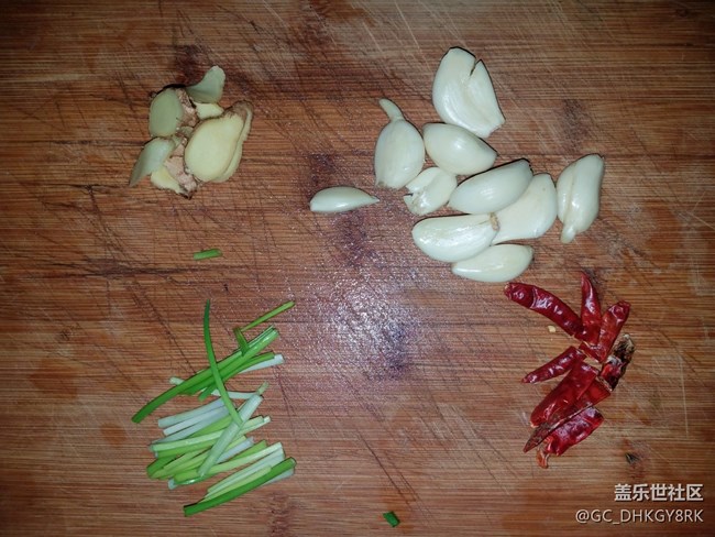 家常菜----紅燒魚頭豆腐 家常菜----紅燒魚頭豆腐