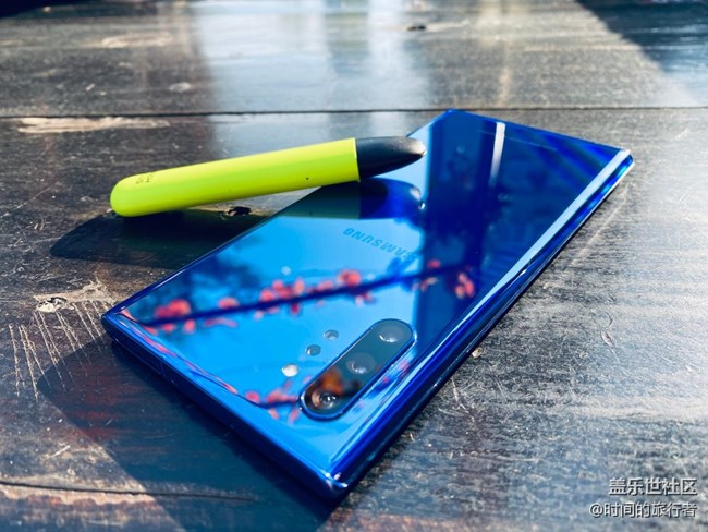三星韓版霧嶼藍(lán)Note10+ vs 雪加夜魔版SNOW PLUS