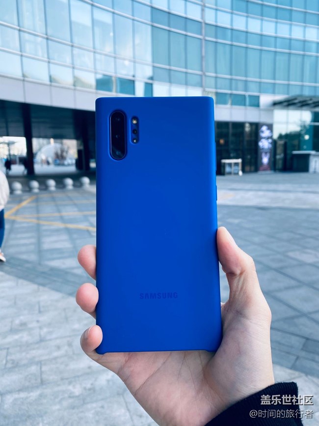 三星韓版霧嶼藍(lán)Note10+ vs 雪加夜魔版SNOW PLUS