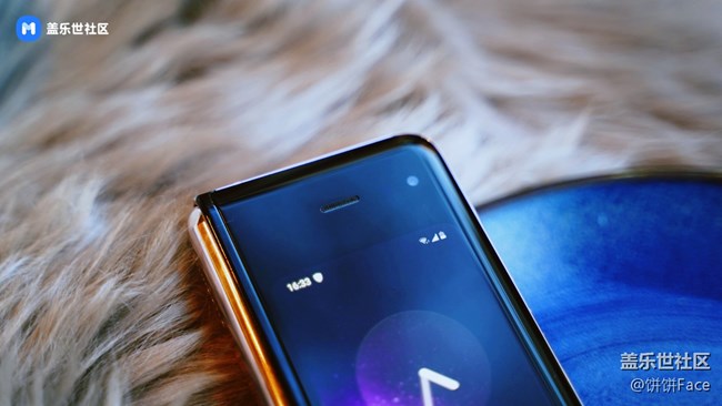 摩登奢華 心系天下 三星W20 5G美圖賞 摩登奢華 心系天下 三星W20 5G美圖賞