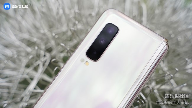 或許是你今年最期待的折疊屏手機三星W20 5G體驗 或許是你今年最期待的折疊屏手機三星W20 5G體驗