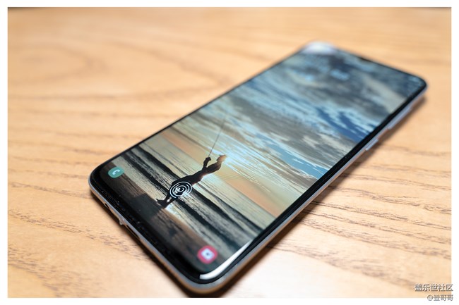 唯美中端佼佼者之初識Galaxy A70s