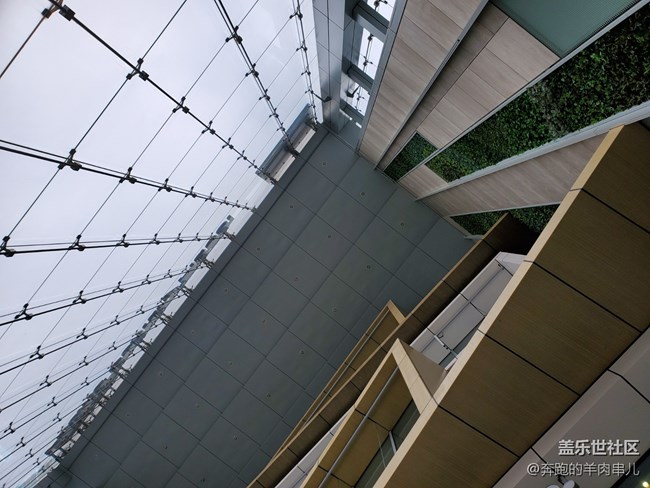 或許是你今年最期待的折疊屏手機三星W20 5G體驗 或許是你今年最期待的折疊屏手機三星W20 5G體驗