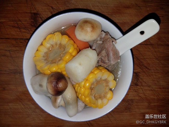 【暖胃好食】+山藥胡蘿卜松茸大骨湯