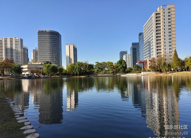 真的很香-Galaxy A70S簡評