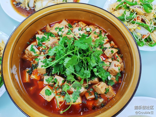 豐盛的晚餐，會發(fā)胖的哦！