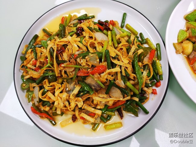 豐盛的晚餐，會發(fā)胖的哦！