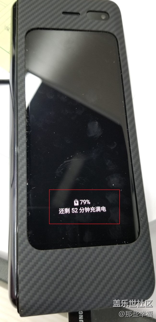 請問大神們，這個顯示怎么消除，怕燒屏！??！