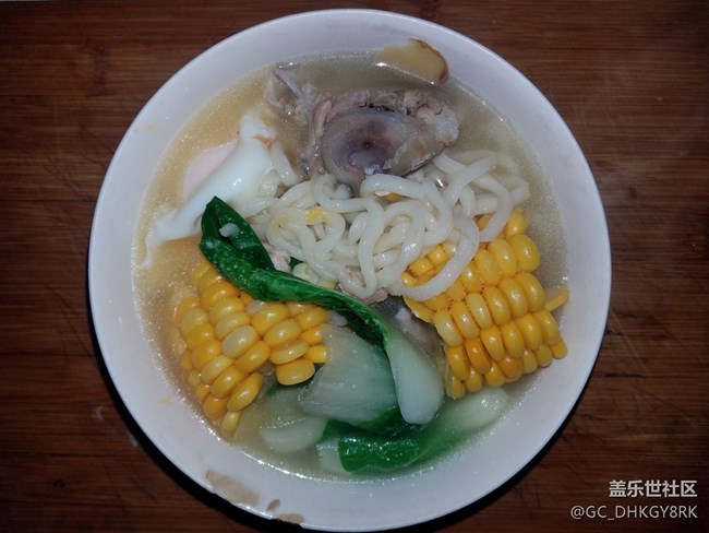 【深夜食堂】+大排面+腌紅辣椒片+菠蘿蜜