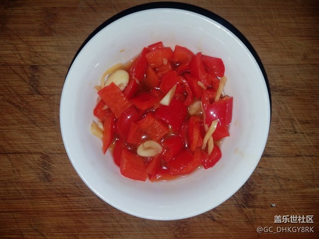 【深夜食堂】+大排面+腌紅辣椒片+菠蘿蜜