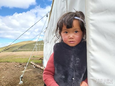 【最美瞬間】+純凈的小女孩