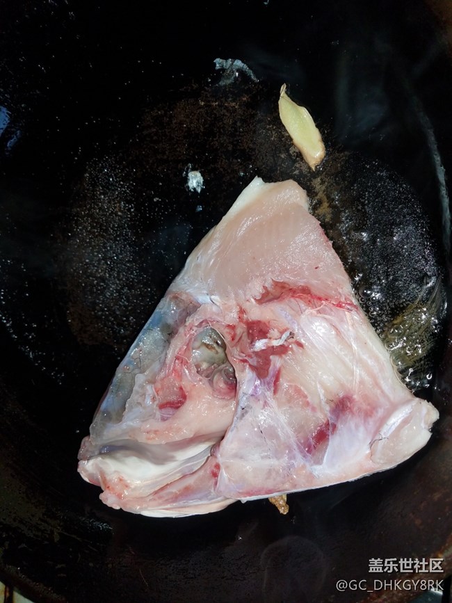 【年末美食】+紅燒魚(yú)頭燉豆腐 【年末美食】+紅燒魚(yú)頭燉豆腐