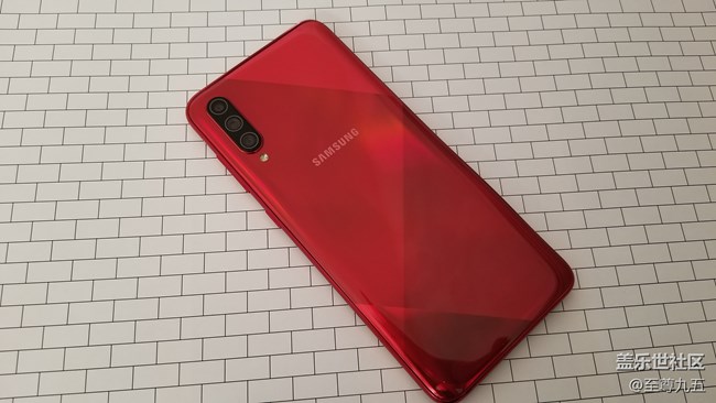 Galaxy A70s簡評：誠意滿滿的中端佳作
