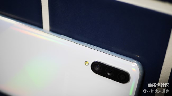 三星Galaxy A70s是過(guò)節(jié)送禮最佳神機(jī)！