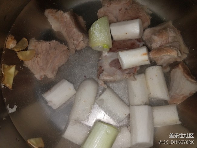 【年末美食】+山藥燉小排湯