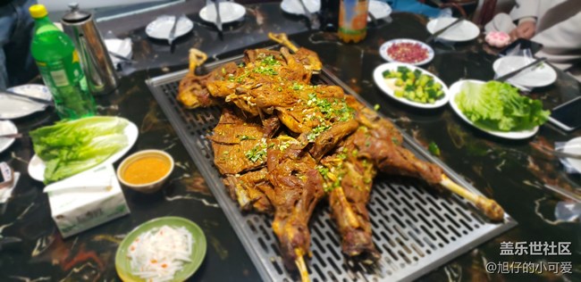 繁華世界，唯有美食不可辜負