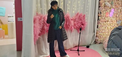 【圣誕節(jié)】抖起來(lái)的小姑娘