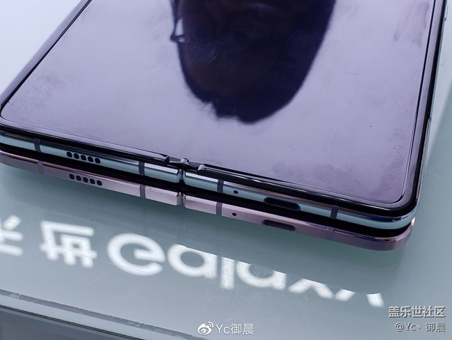 大大大屏幕，有大大大夢想——三星W20折疊屏手機(jī)上手體驗(yàn)