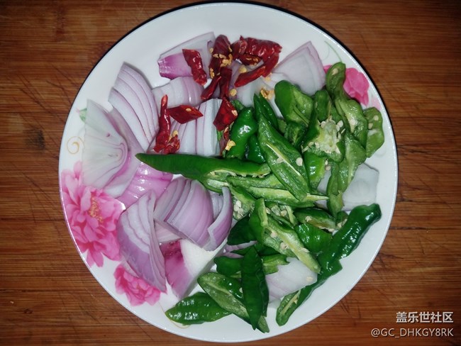 【我的跨年大餐】+洋蔥炒大腸