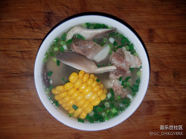 【深夜食堂】+玉米骨頭湯