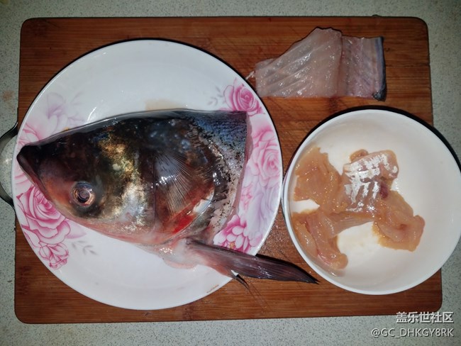【春节】+【私房菜】+鱼头炖豆腐