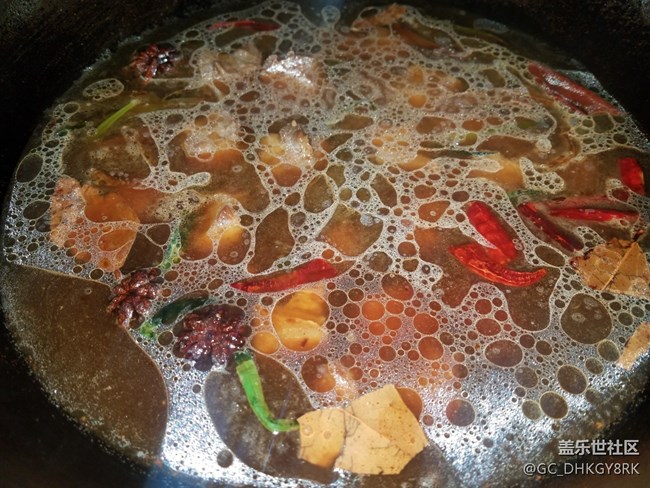 【新年團(tuán)圓飯】+胡蘿卜燒牛肉