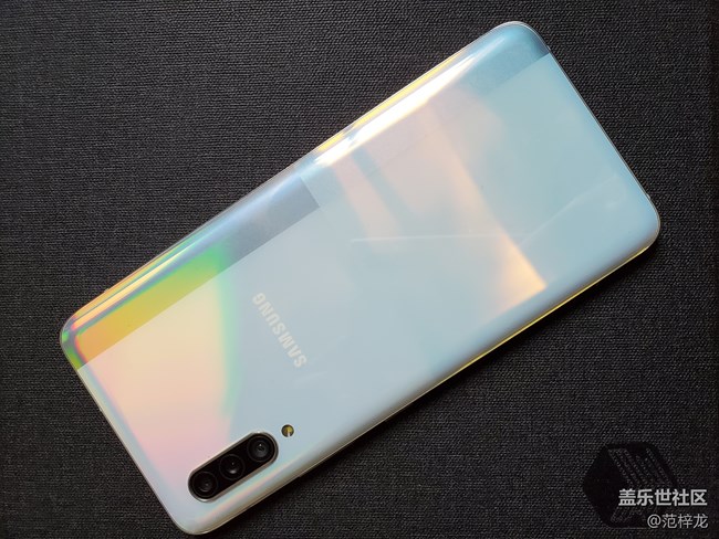 有顏有料 更親民的5G手機(jī) 三星A90 5G