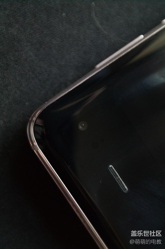 打開未來-三星W20 5G評測