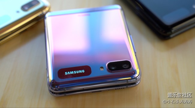 翻折体验重塑认知 Samsung Galaxy Z Flip视频赏析