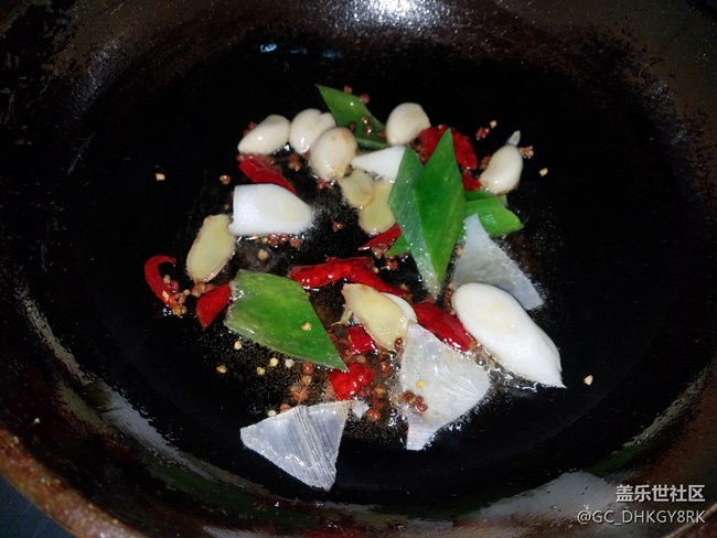 【家常菜】+汪丫魚(yú)燉豆腐