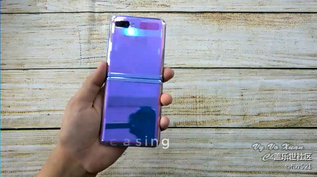 三星Galaxy Z Flip紫色版开箱 _ 拍照、触控、脸部解锁测试