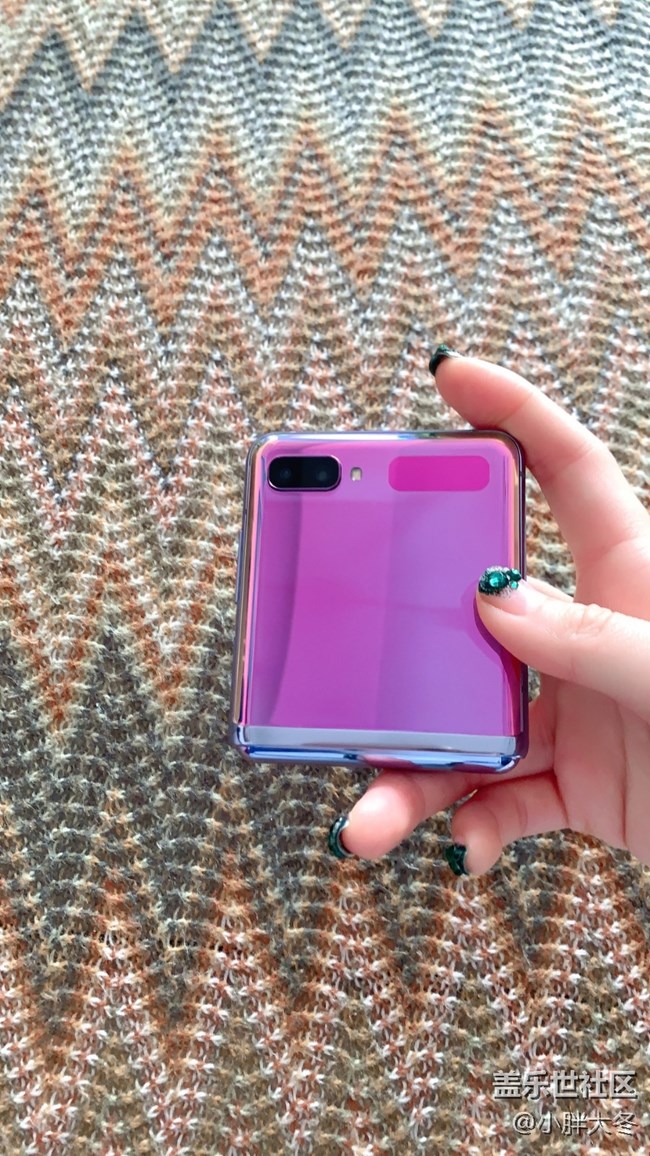 【我的Galaxy Z Flip折叠屏手机】紫色独领风骚，难驾驭