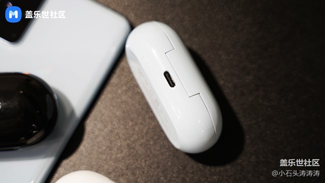 沉浸其間的體驗 三星Galaxy Buds+外觀賞析 沉浸其間的體驗 三星Galaxy Buds+外觀賞析