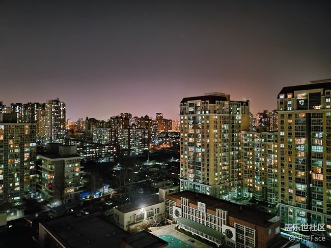 S20 Ultra 后置夜景模式.jpg