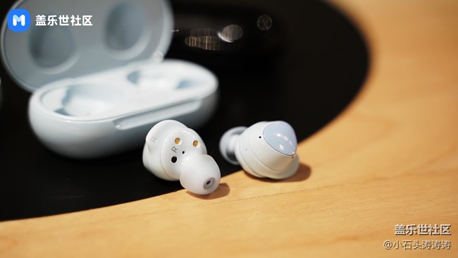 沉浸其間的體驗 三星Galaxy Buds+外觀賞析 沉浸其間的體驗 三星Galaxy Buds+外觀賞析