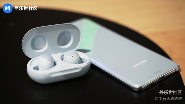 沉浸其間的體驗 三星Galaxy Buds+外觀賞析 沉浸其間的體驗 三星Galaxy Buds+外觀賞析