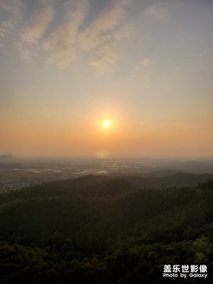 【曾經(jīng)去過的遠(yuǎn)方】+梁金山
