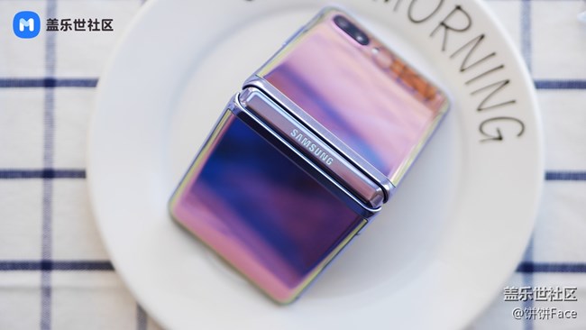 滿滿驚喜的體驗(yàn) 三星Galaxy Z Flip全面評(píng)測(cè) 滿滿驚喜的體驗(yàn) 三星Galaxy Z Flip全面評(píng)測(cè)