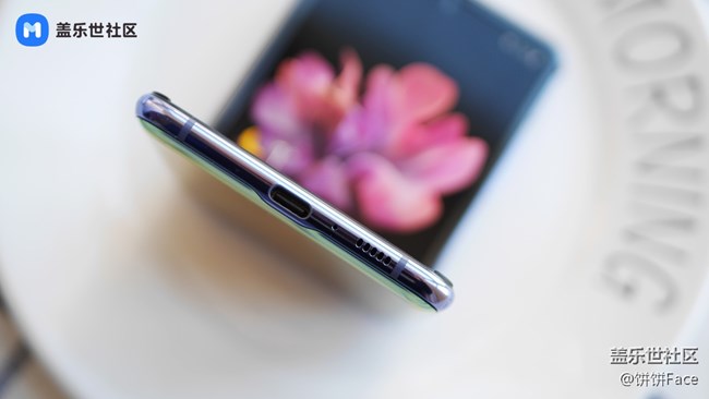 滿滿驚喜的體驗(yàn) 三星Galaxy Z Flip全面評(píng)測(cè) 滿滿驚喜的體驗(yàn) 三星Galaxy Z Flip全面評(píng)測(cè)