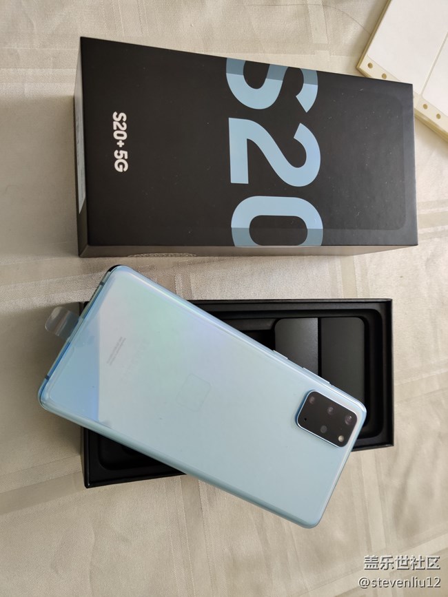 今天收到了預定的galaxy s20 plus
